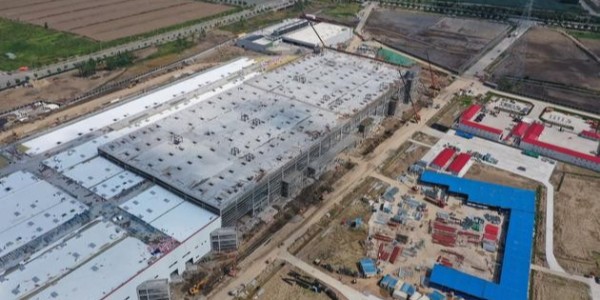 特斯拉預計：年底前在上海工廠投產Model 3電動車